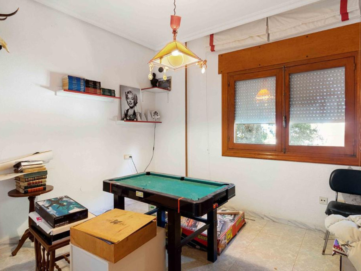 Se vende Villa - Chalet de 6 dormitorios en Costa Blanca, Alicante, España