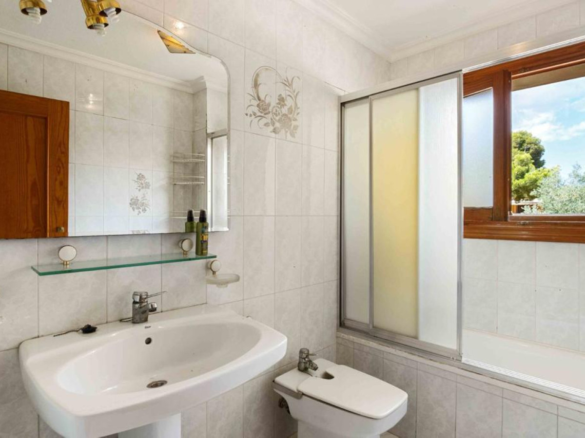 Se vende Villa - Chalet de 6 dormitorios en Costa Blanca, Alicante, España