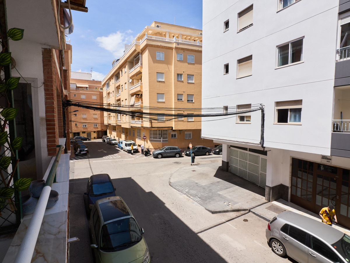 Se vende Apartamento Planta Media de 3 dormitorios en Costa Blanca, Alicante, España
