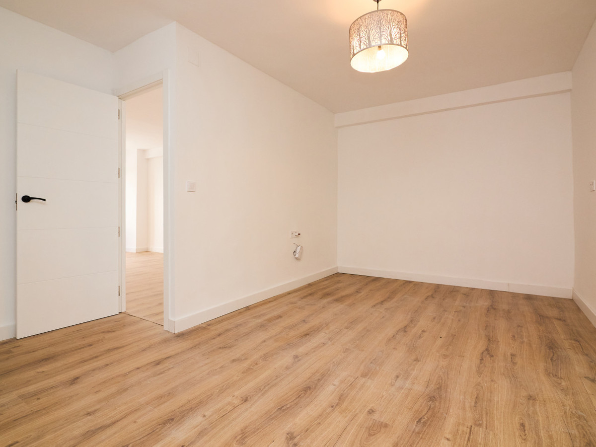 Se vende Apartamento Planta Media de 3 dormitorios en Costa Blanca, Alicante, España