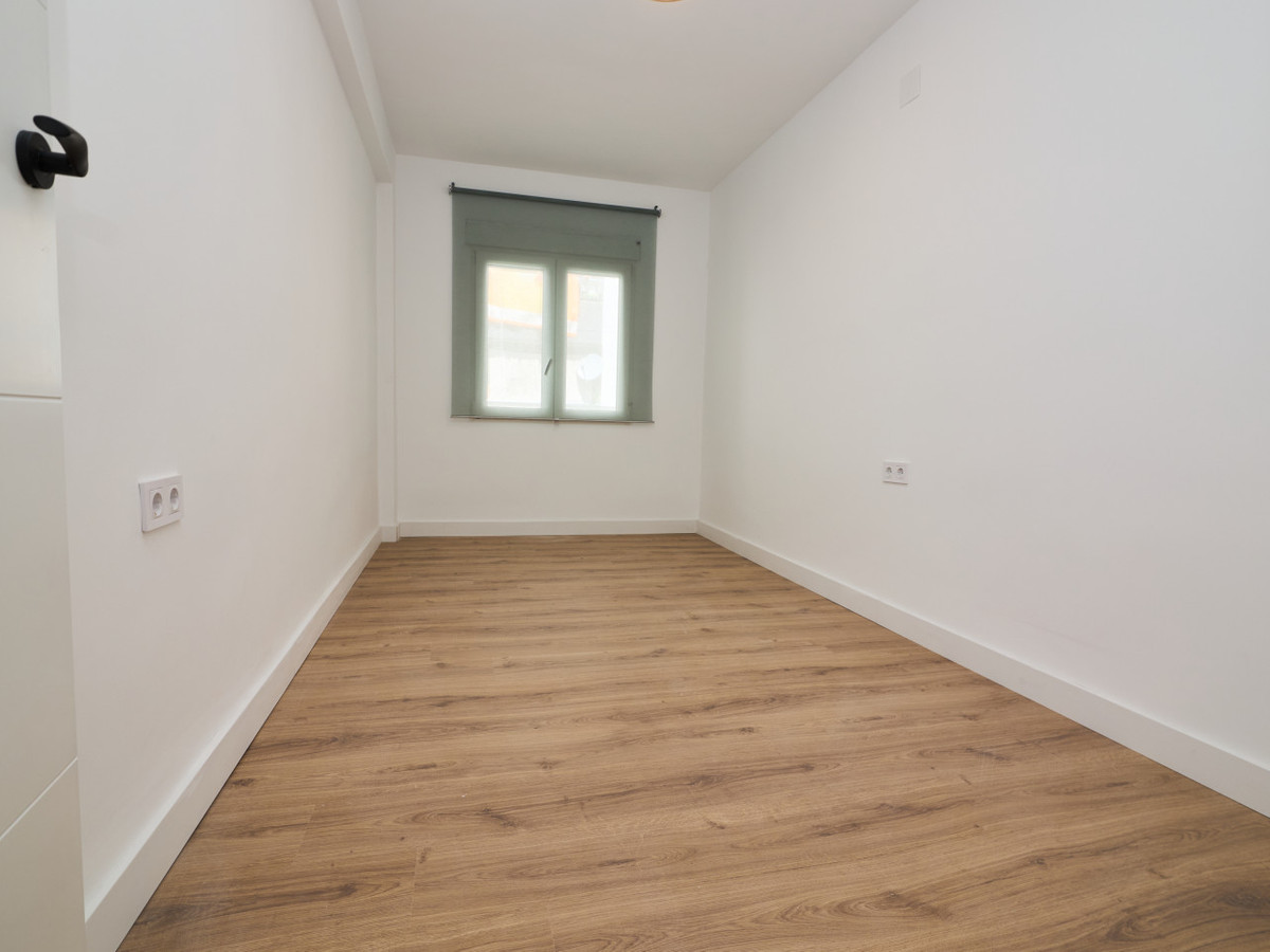 Se vende Apartamento Planta Media de 3 dormitorios en Costa Blanca, Alicante, España
