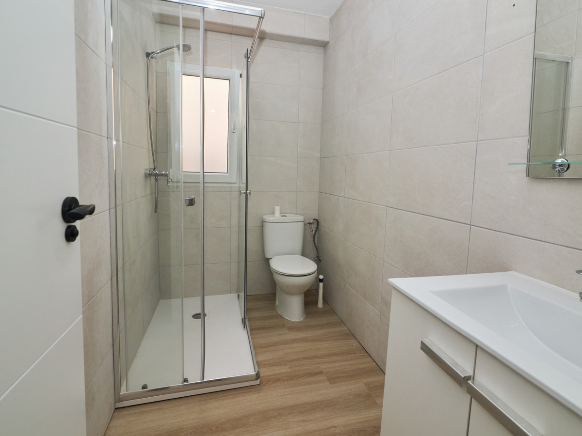 Se vende Apartamento Planta Media de 3 dormitorios en Costa Blanca, Alicante, España