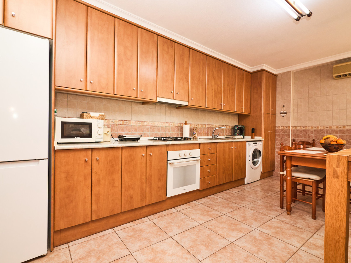 Se vende Apartamento Planta Media de 3 dormitorios en Costa Blanca, Alicante, España