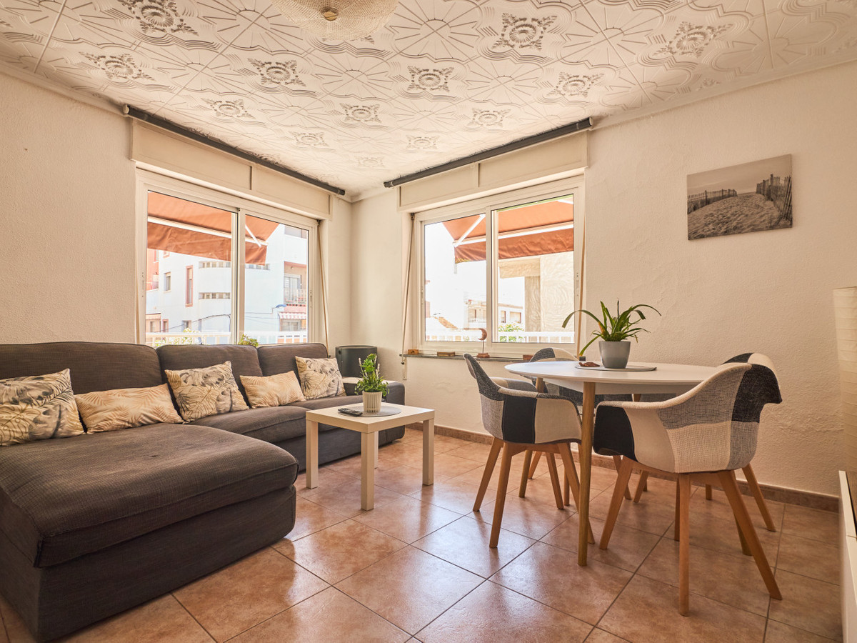 Se vende Apartamento Planta Media de 3 dormitorios en Costa Blanca, Alicante, España