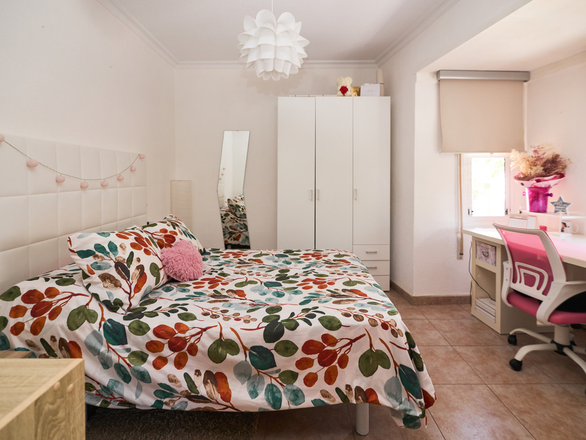 Se vende Apartamento Planta Media de 3 dormitorios en Costa Blanca, Alicante, España