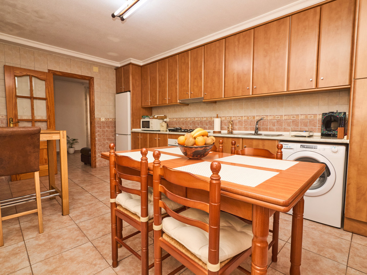 Se vende Apartamento Planta Media de 3 dormitorios en Costa Blanca, Alicante, España