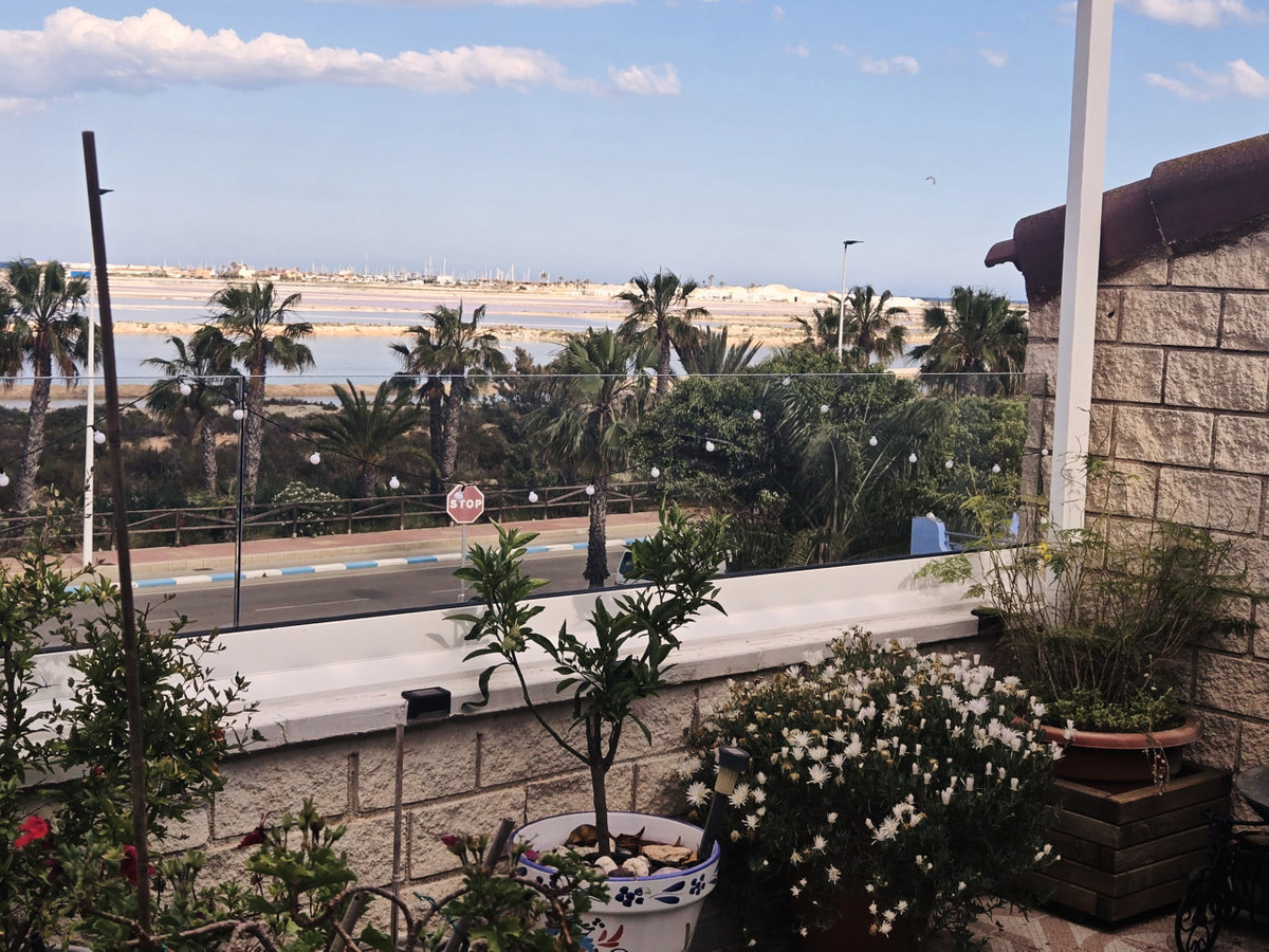 Se vende Adosada de 4 dormitorios en Costa Calida, Murcia, España