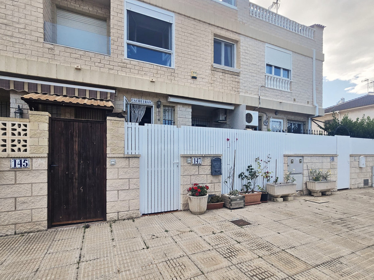 Se vende Adosada de 4 dormitorios en Costa Calida, Murcia, España