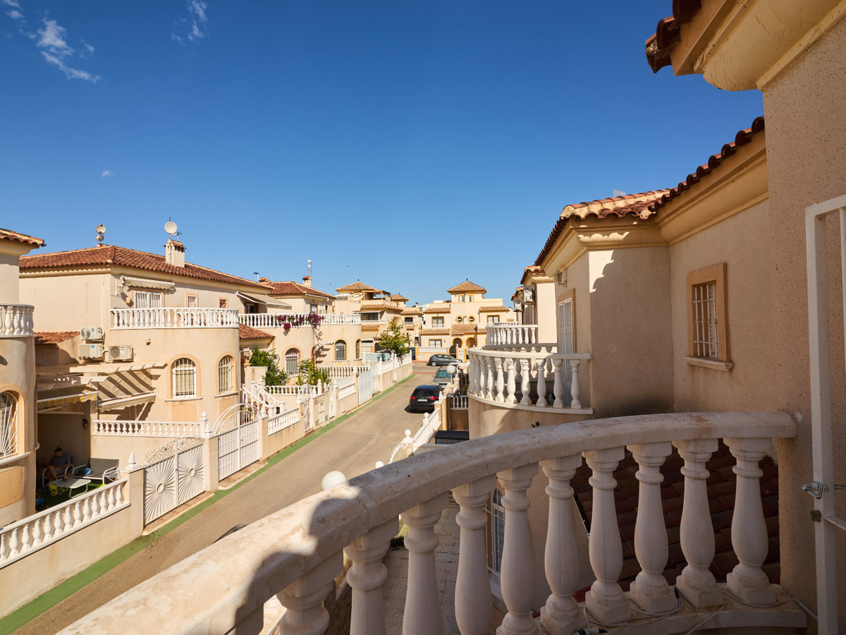 3 Bed Townhouse for sale in Aguas Nuevas Costa Blanca, Alicante, Spain