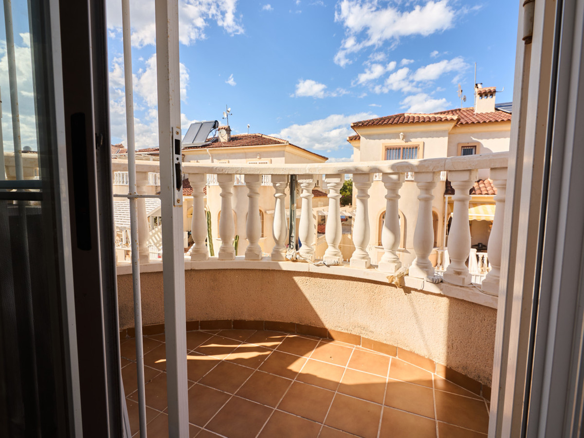 3 Bed Townhouse for sale in Aguas Nuevas Costa Blanca, Alicante, Spain