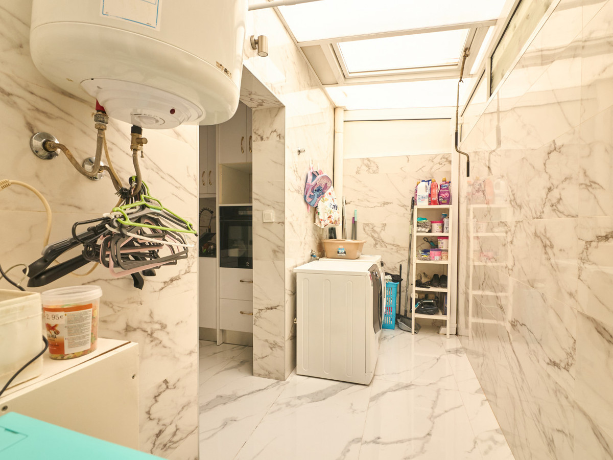 Se vende Villa - Chalet de 3 dormitorios en Costa Blanca, Alicante, España