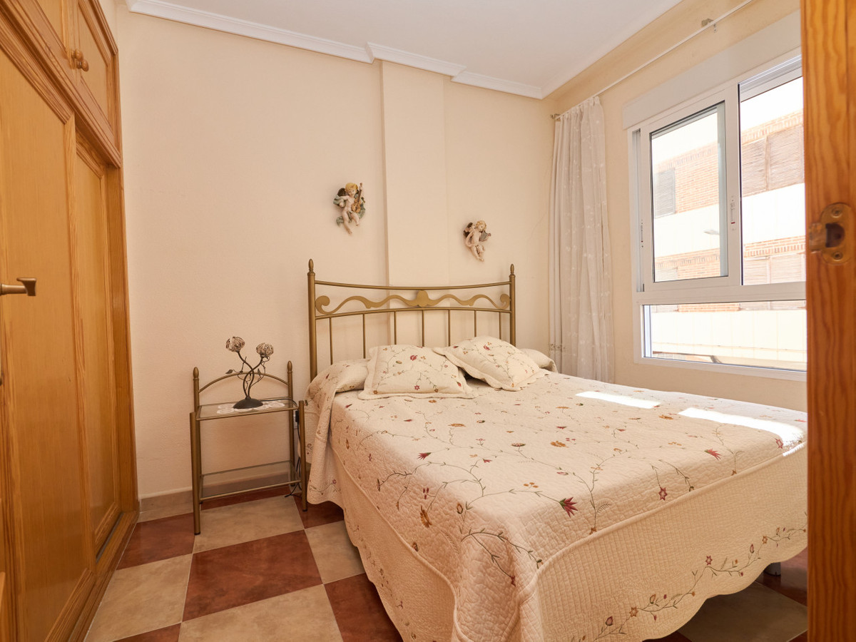 Se vende Apartamento Planta Media de 1 dormitorios en Costa Blanca, Alicante, España