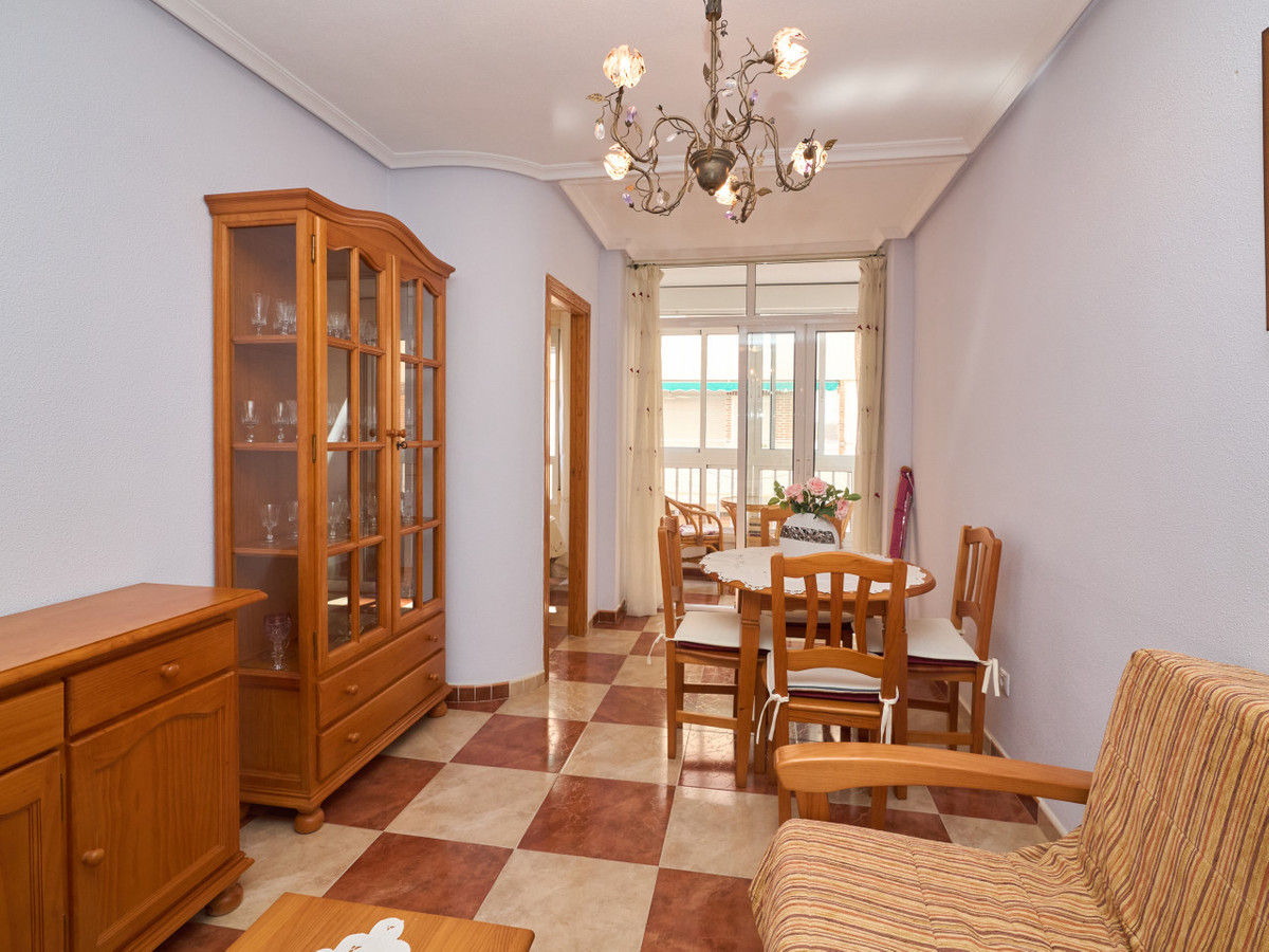 Se vende Apartamento Planta Media de 1 dormitorios en Costa Blanca, Alicante, España