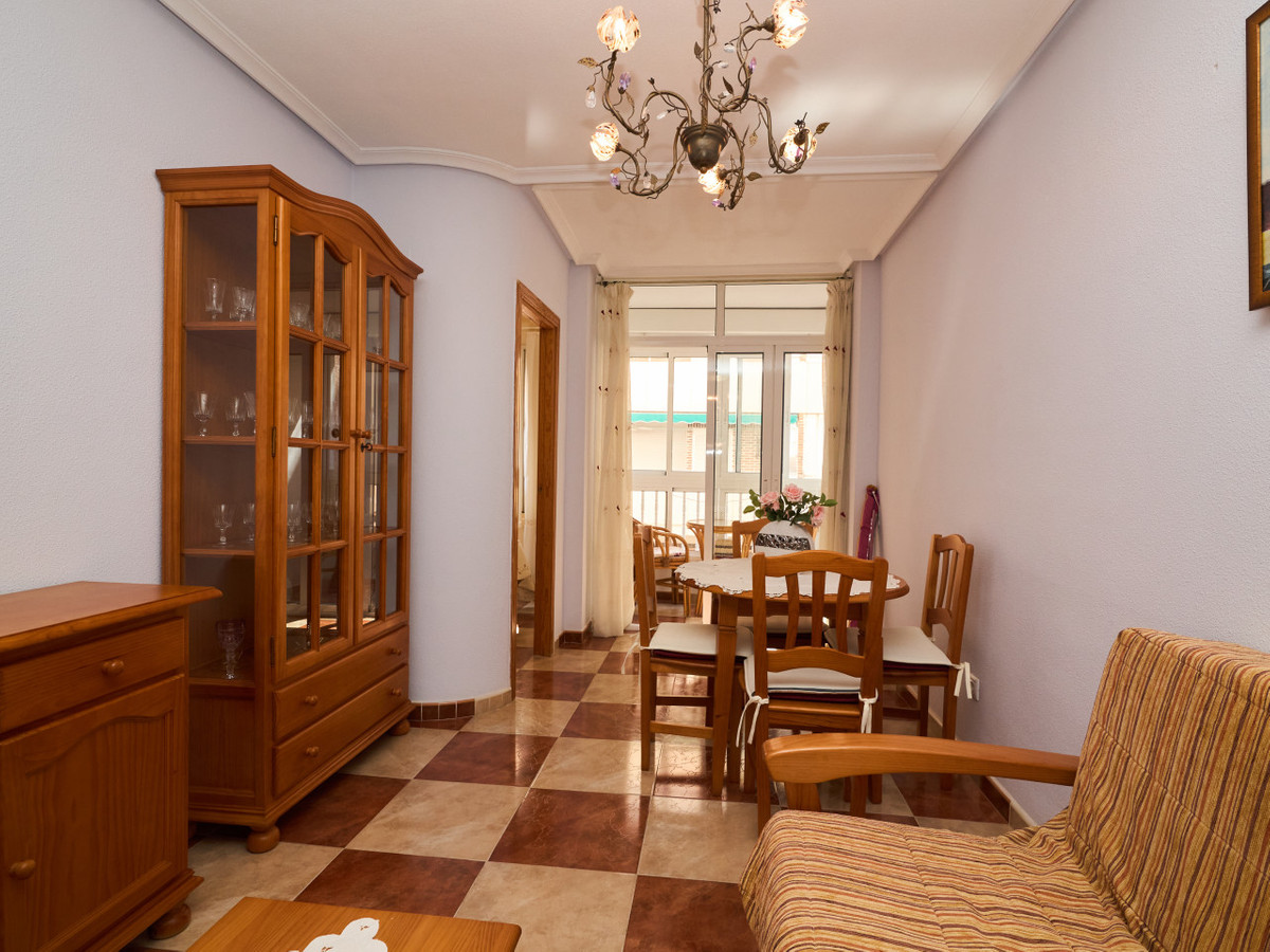 Se vende Apartamento Planta Media de 1 dormitorios en Costa Blanca, Alicante, España