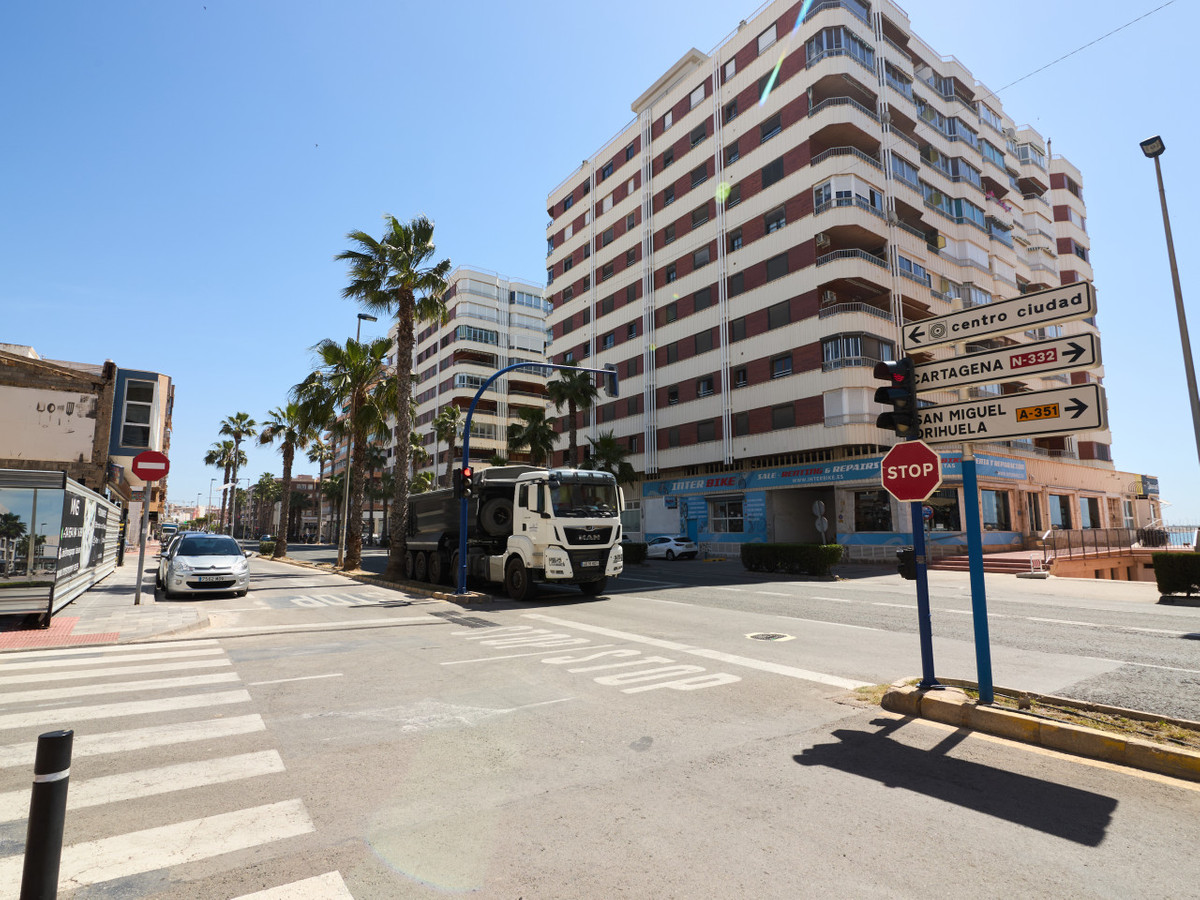 Se vende Apartamento Planta Media de 1 dormitorios en Costa Blanca, Alicante, España