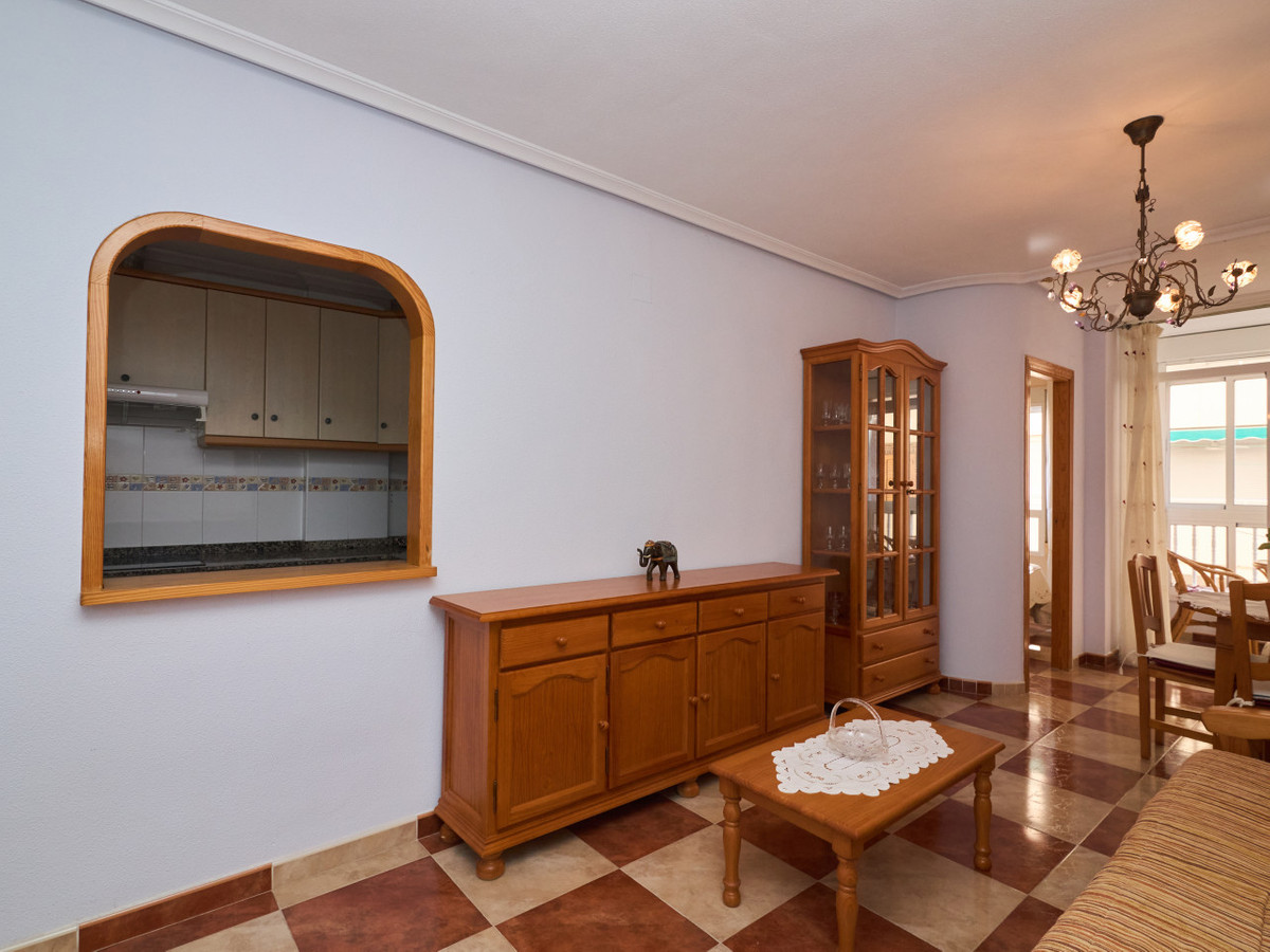 Se vende Apartamento Planta Media de 1 dormitorios en Costa Blanca, Alicante, España