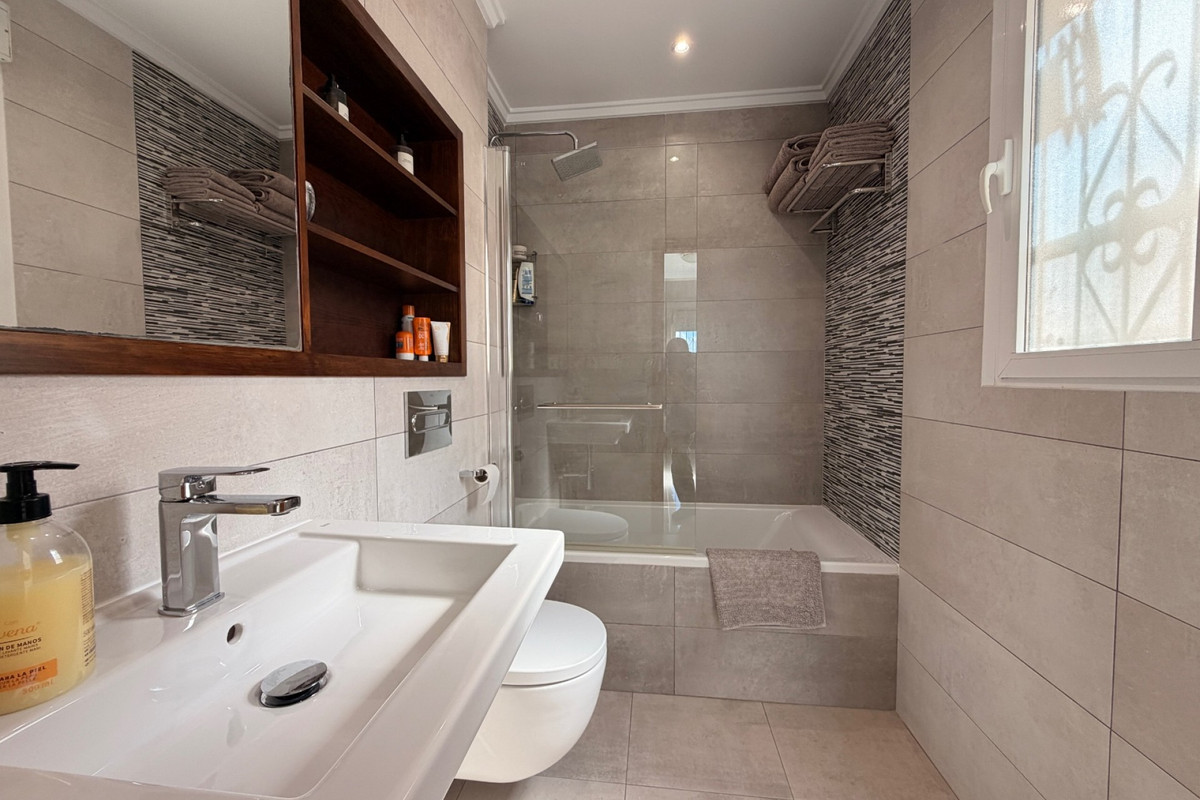 2 Bed Townhouse for sale in Ciudad Quesada Costa Blanca, Alicante, Spain