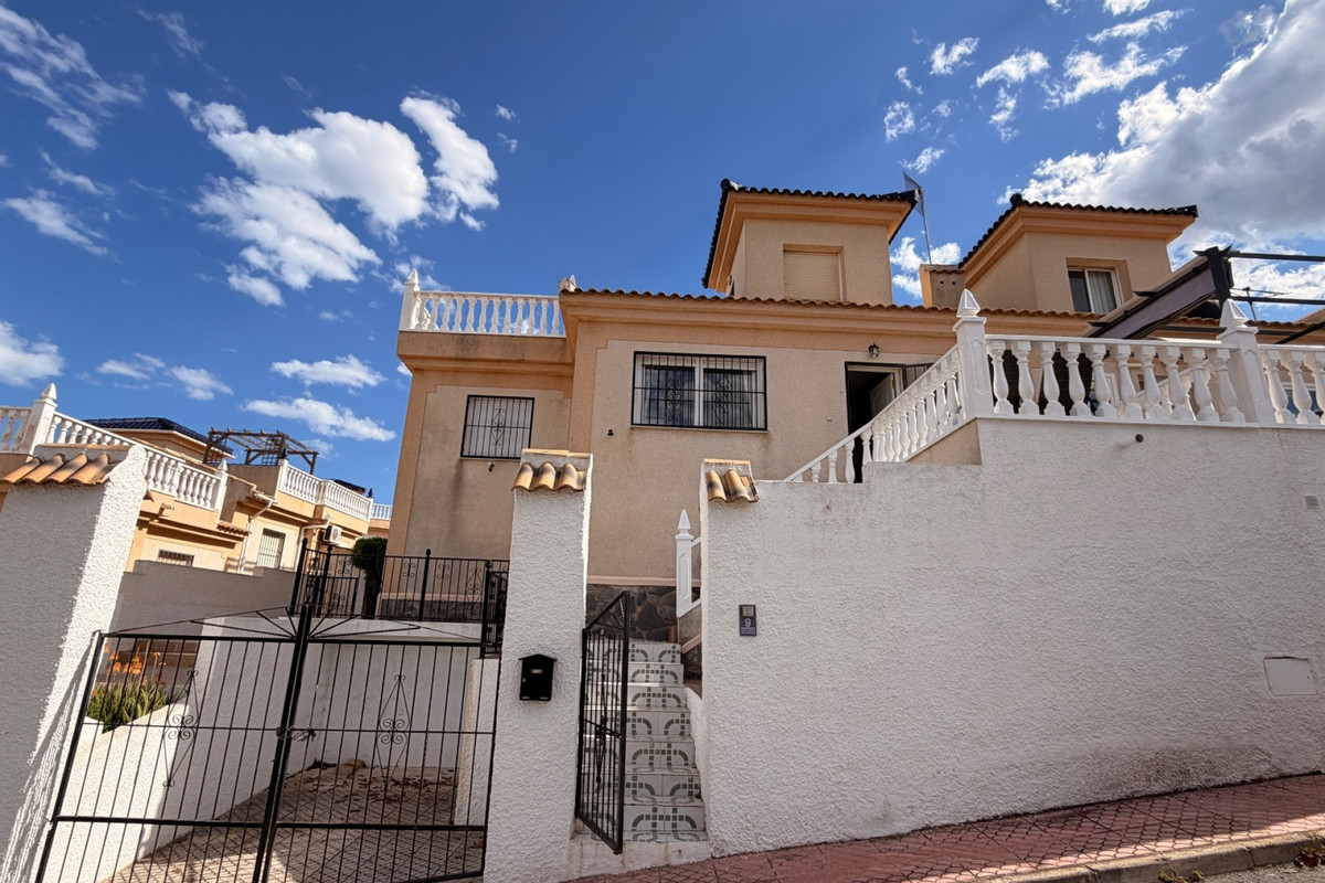 2 Bed Townhouse for sale in Ciudad Quesada Costa Blanca, Alicante, Spain