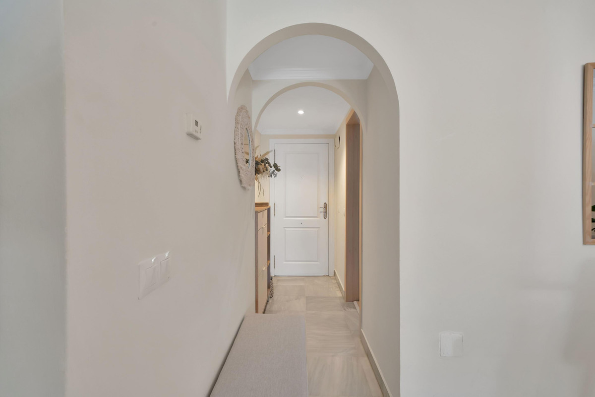2 Bed Apartment for sale in Marbella Costa Del Sol, Málaga, Spain