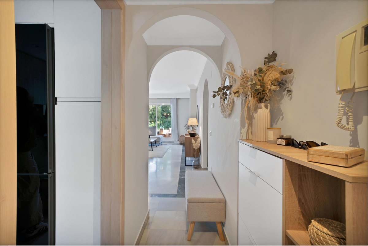 2 Bed Apartment for sale in Marbella Costa Del Sol, Málaga, Spain