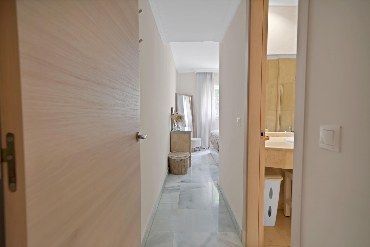 2 Bed Apartment for sale in Marbella Costa Del Sol, Málaga, Spain