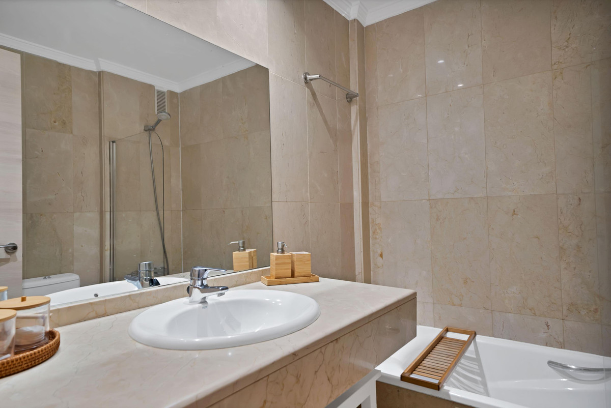 2 Bed Apartment for sale in Marbella Costa Del Sol, Málaga, Spain