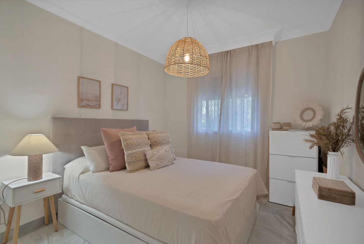 2 Bed Apartment for sale in Marbella Costa Del Sol, Málaga, Spain