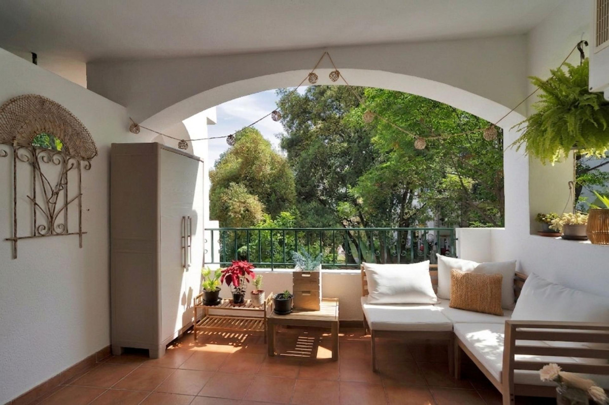 2 Bed Apartment for sale in Marbella Costa Del Sol, Málaga, Spain