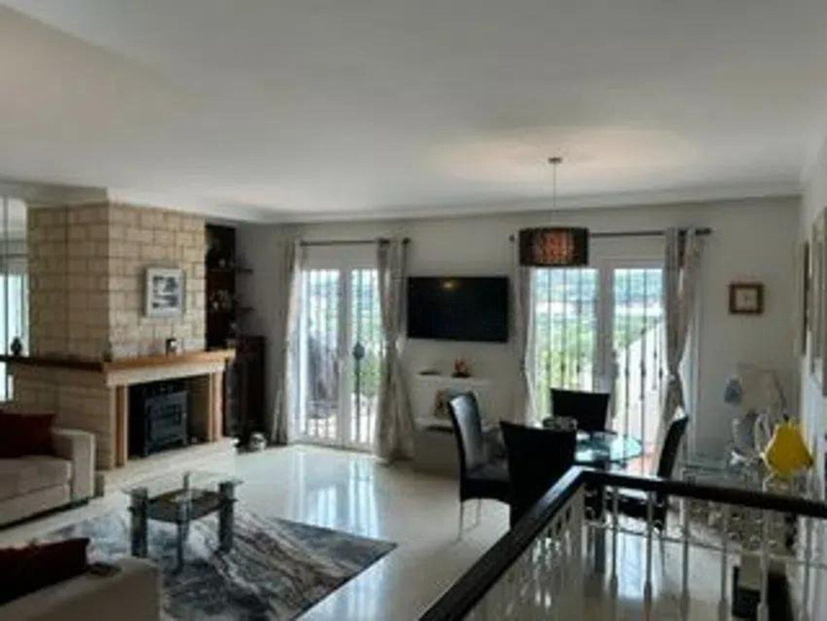 3 Bed Townhouse for sale in Nueva Andalucía Costa Del Sol, Málaga, Spain