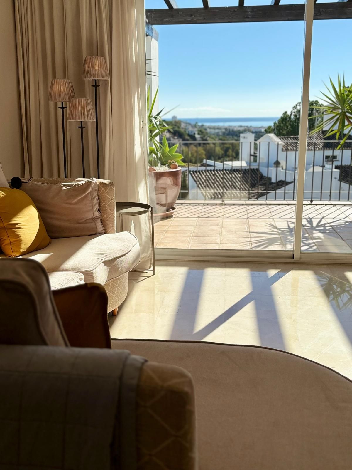 3 Bed Apartment for sale in La Quinta Costa Del Sol, Málaga, Spain