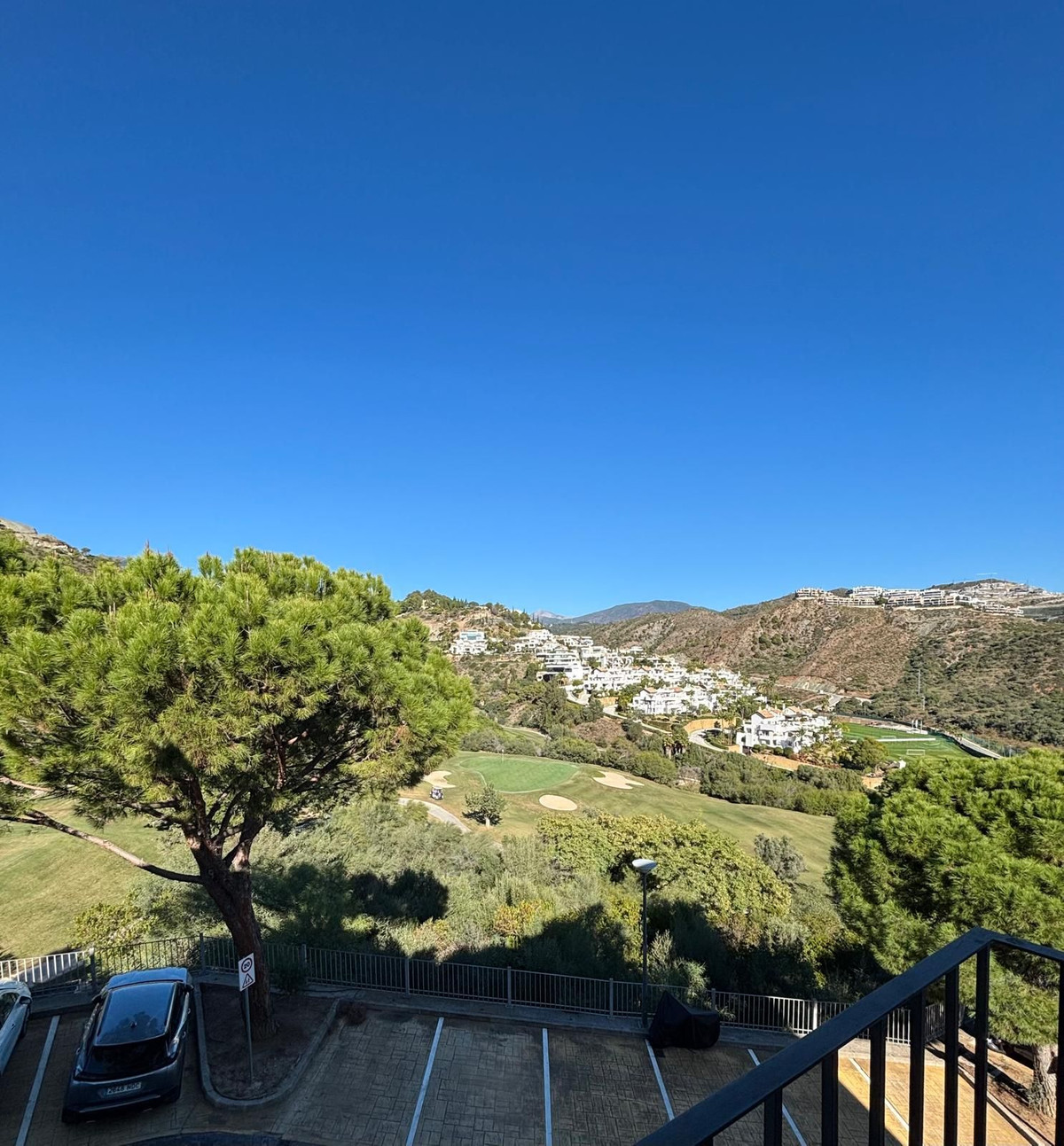 3 Bed Apartment for sale in La Quinta Costa Del Sol, Málaga, Spain