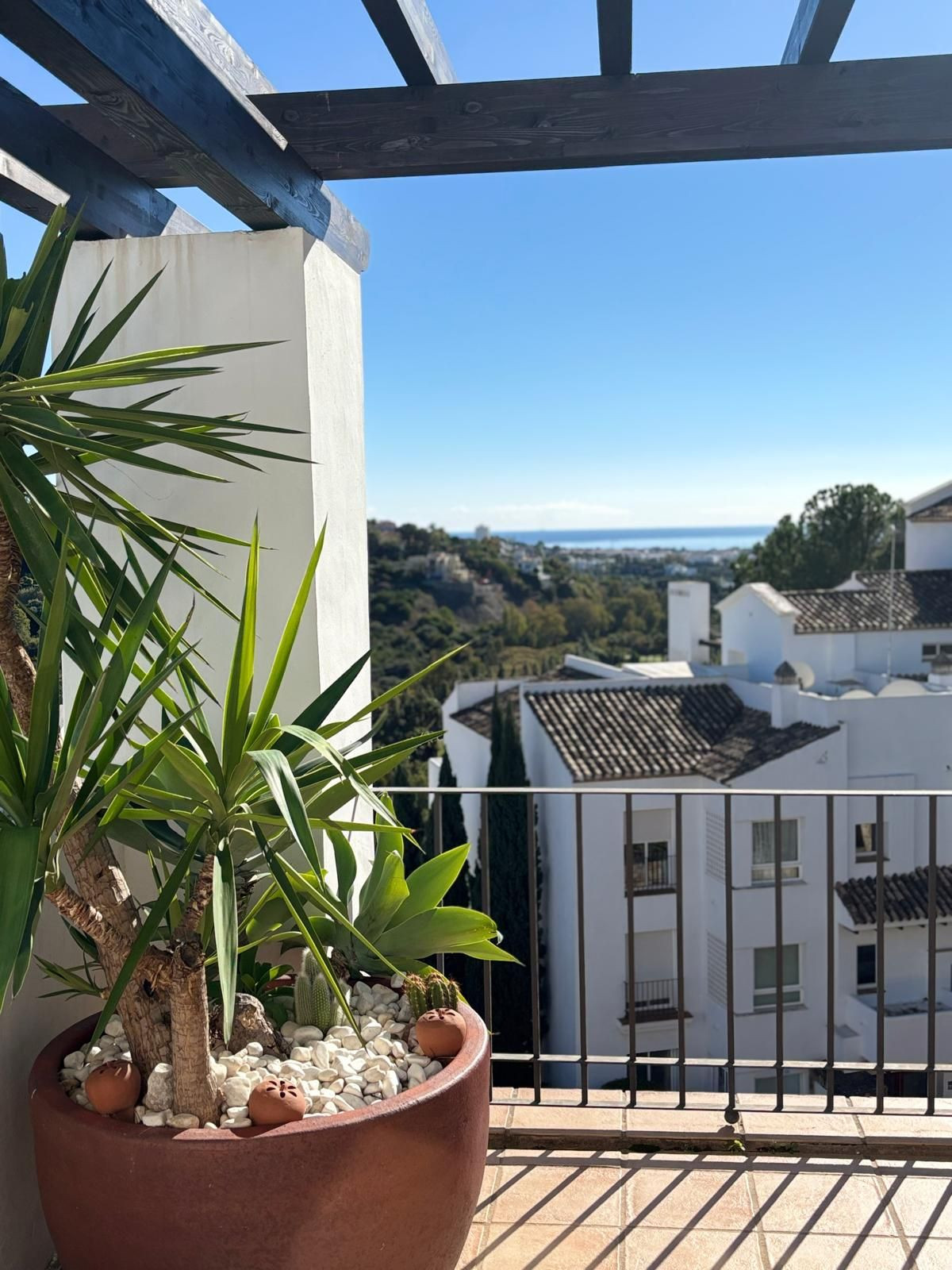 3 Bed Apartment for sale in La Quinta Costa Del Sol, Málaga, Spain
