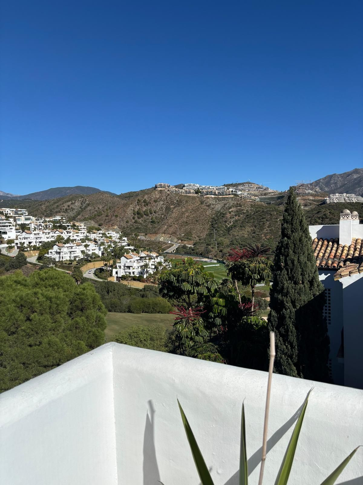 3 Bed Apartment for sale in La Quinta Costa Del Sol, Málaga, Spain