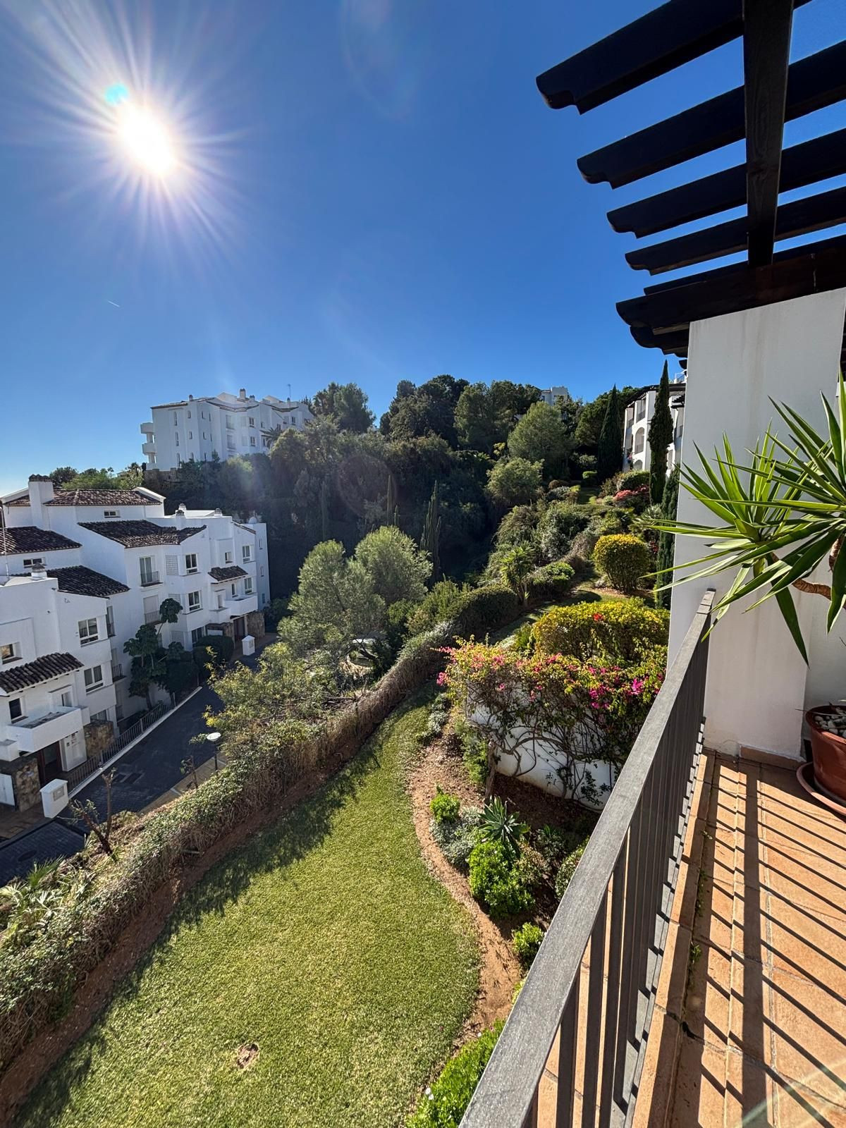 3 Bed Apartment for sale in La Quinta Costa Del Sol, Málaga, Spain