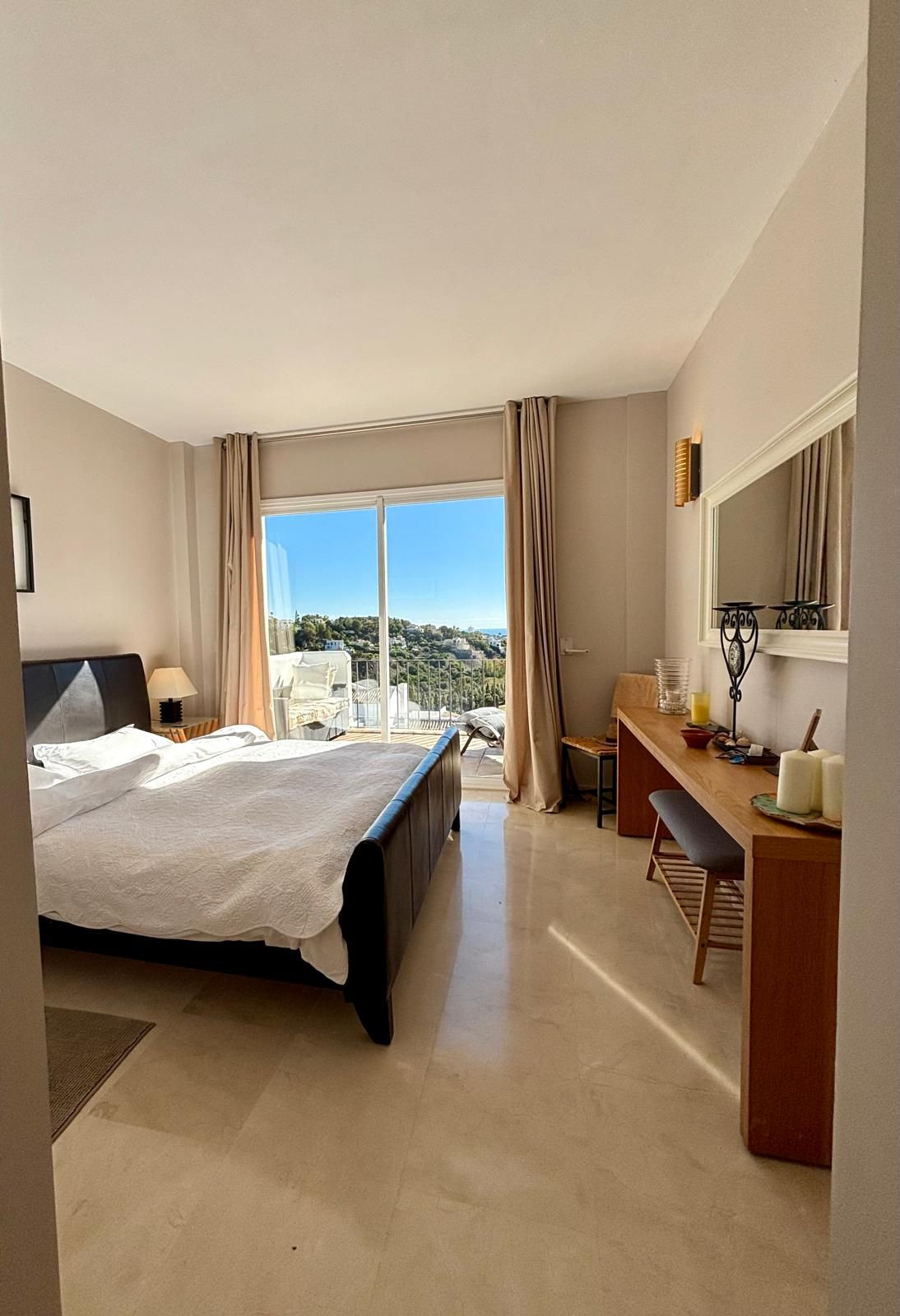 3 Bed Apartment for sale in La Quinta Costa Del Sol, Málaga, Spain