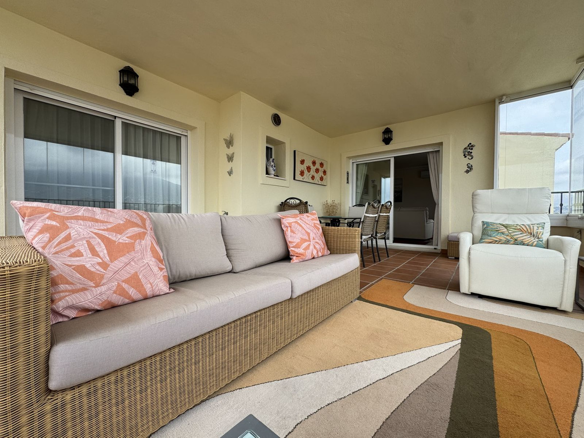 Se vende Apartamento Planta Media de 3 dormitorios en Costa Del Sol, Málaga, España