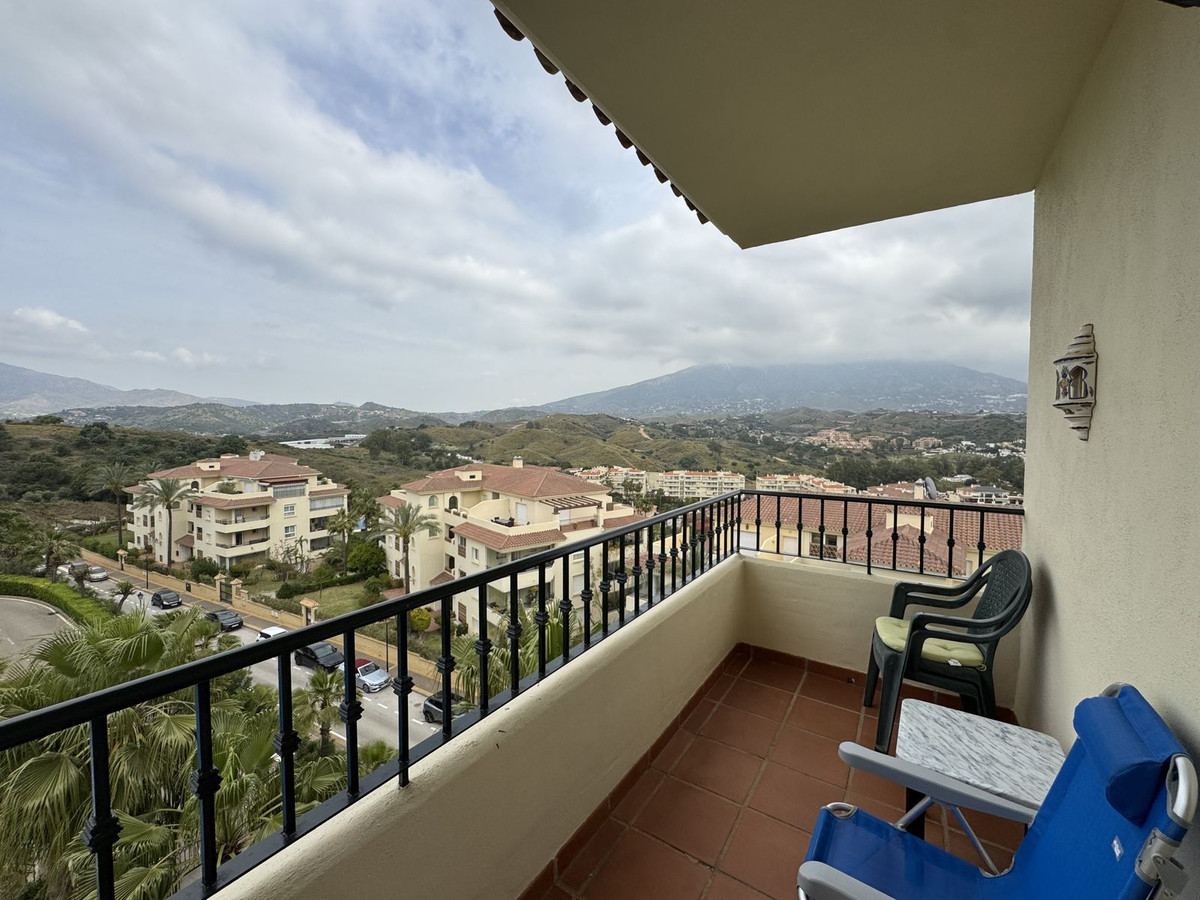 Se vende Apartamento Planta Media de 3 dormitorios en Costa Del Sol, Málaga, España
