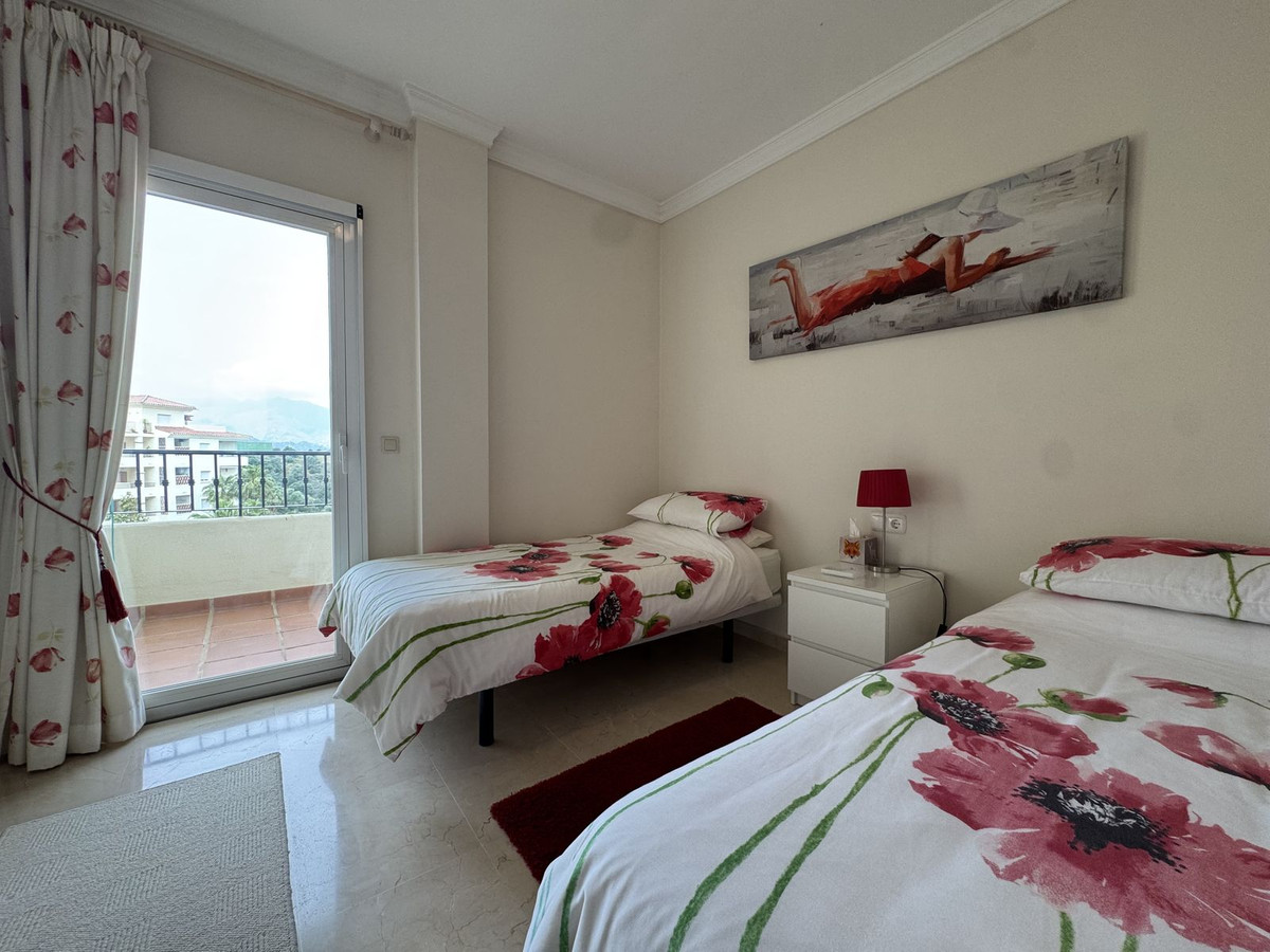 Se vende Apartamento Planta Media de 3 dormitorios en Costa Del Sol, Málaga, España