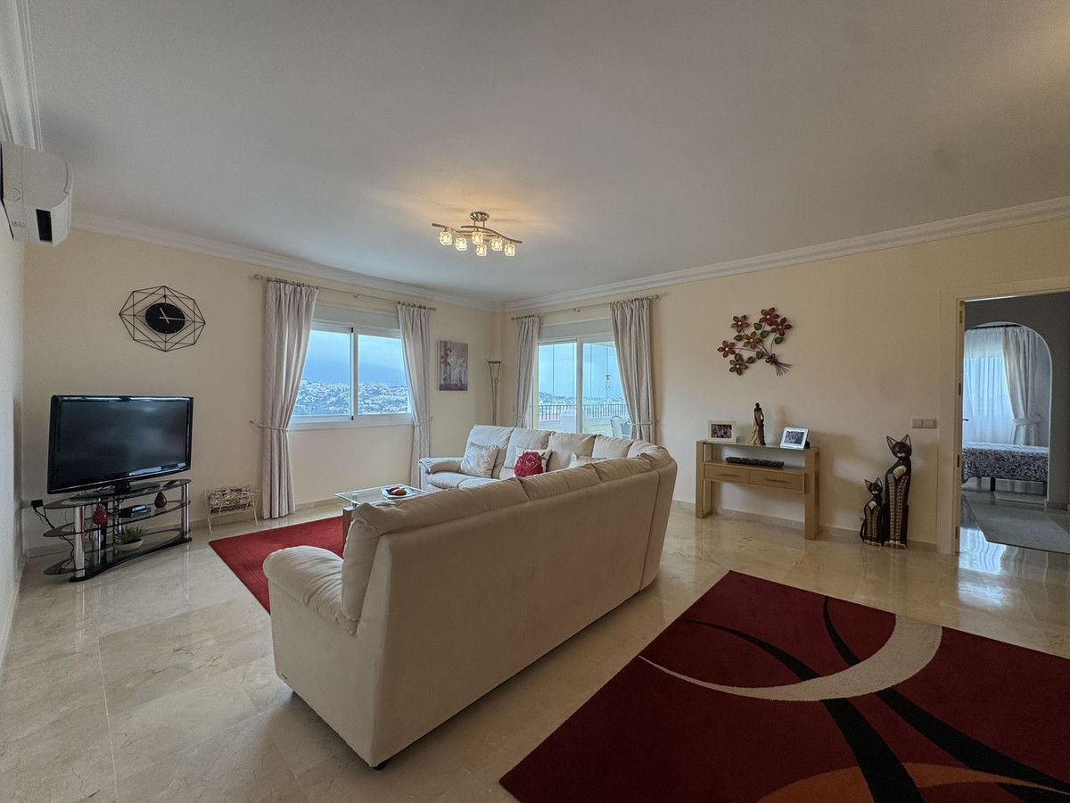 Se vende Apartamento Planta Media de 3 dormitorios en Costa Del Sol, Málaga, España