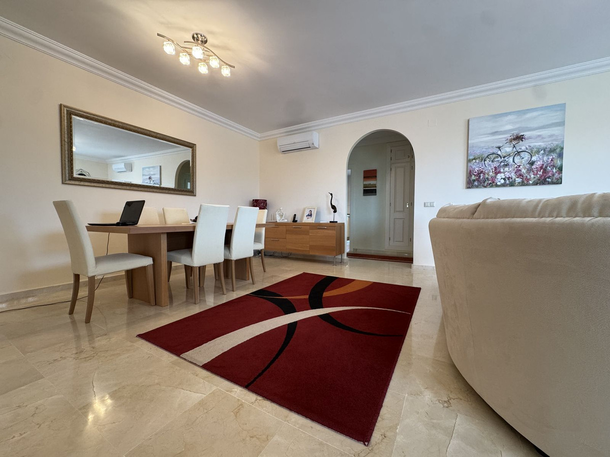 Se vende Apartamento Planta Media de 3 dormitorios en Costa Del Sol, Málaga, España