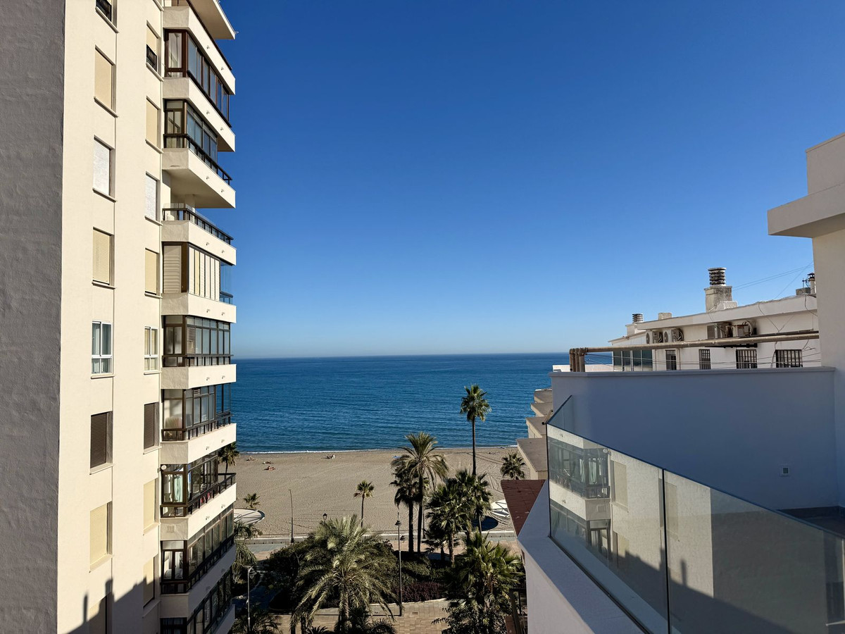 1 Bed Apartment for sale in Estepona Costa Del Sol, Málaga, Spain