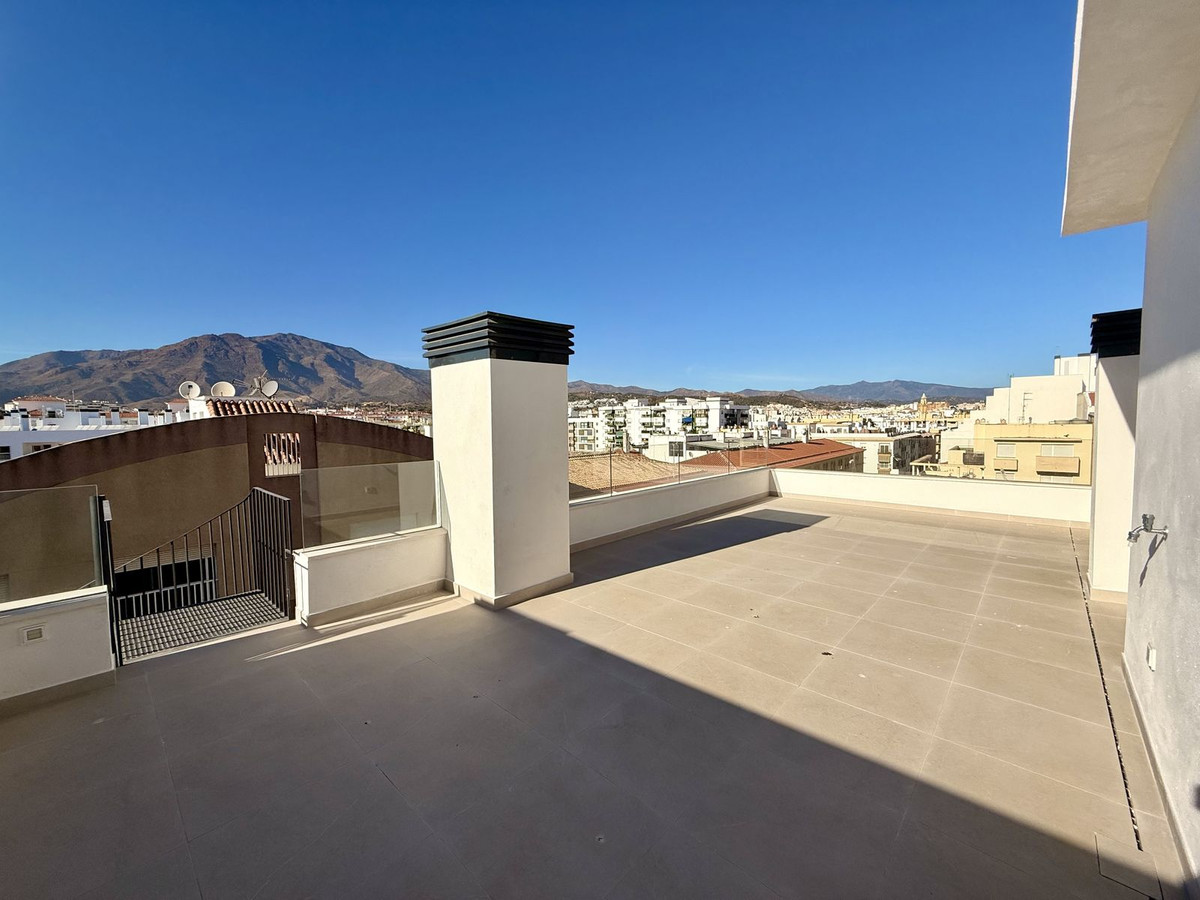 1 Bed Apartment for sale in Estepona Costa Del Sol, Málaga, Spain