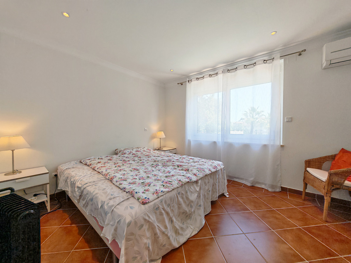 5 Bed Townhouse for sale in Marbesa Costa Del Sol, Málaga, Spain