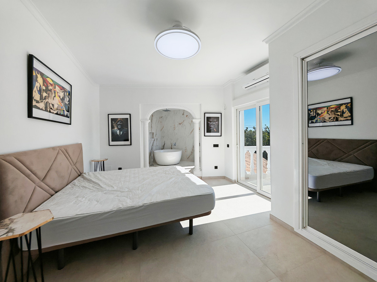 9 Bed Townhouse for sale in Benalmadena Costa Del Sol, Málaga, Spain