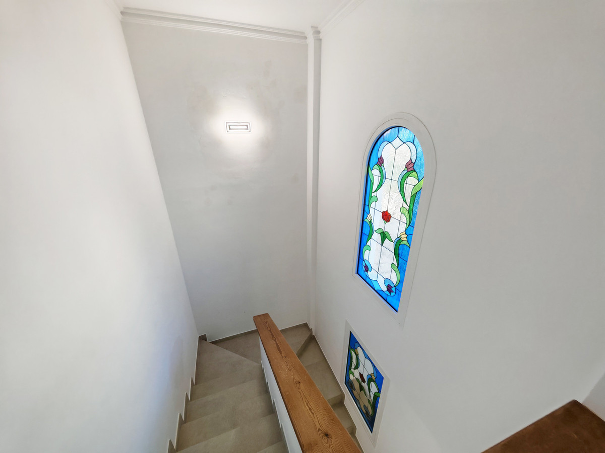 9 Bed Townhouse for sale in Benalmadena Costa Del Sol, Málaga, Spain