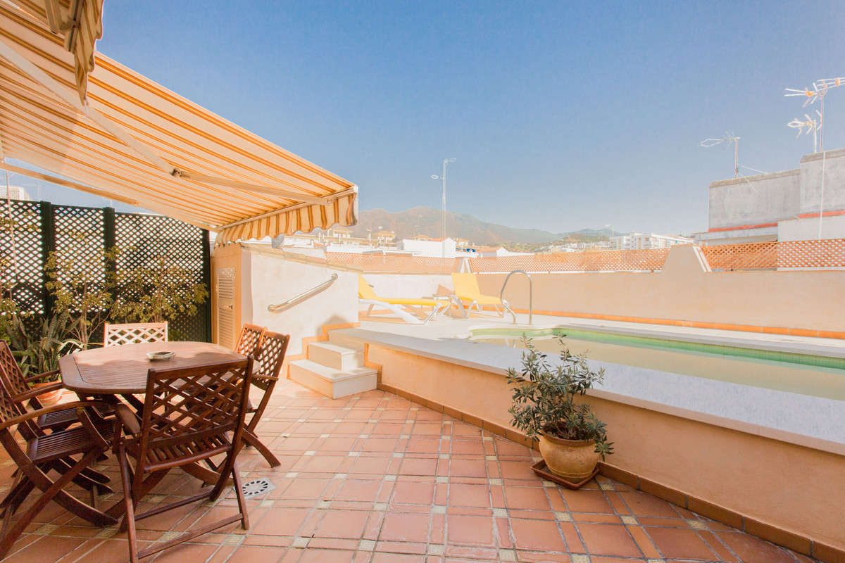 7 Bed Townhouse for sale in Estepona Costa Del Sol, Málaga, Spain