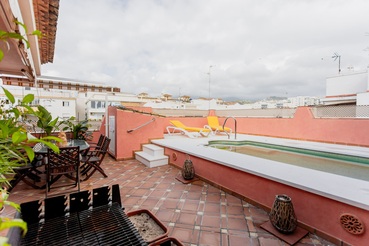 7 Bed Townhouse for sale in Estepona Costa Del Sol, Málaga, Spain