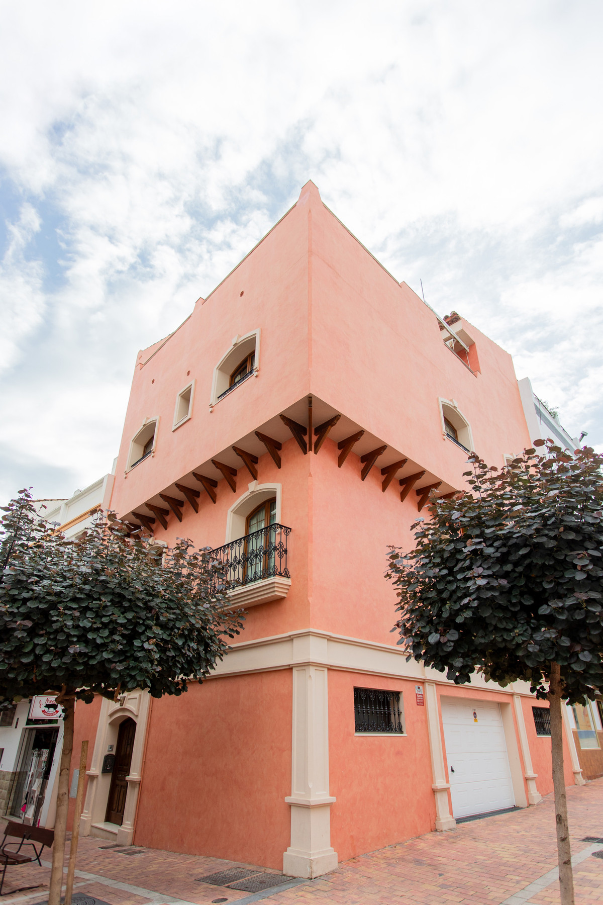 7 Bed Townhouse for sale in Estepona Costa Del Sol, Málaga, Spain