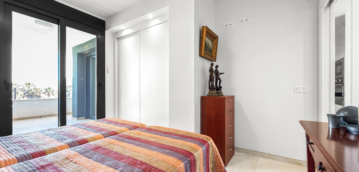 2 Bed Apartment for sale in Los Altos Costa Blanca, Alicante, Spain