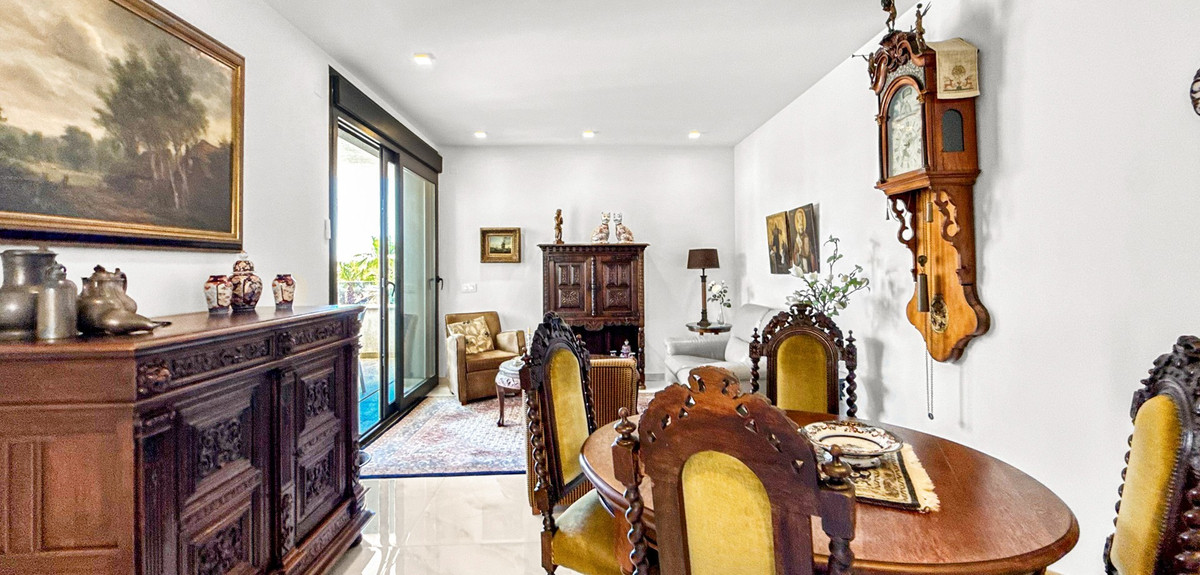 2 Bed Apartment for sale in Los Altos Costa Blanca, Alicante, Spain